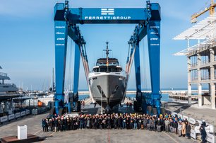 Custom Line Navetta 38 launch