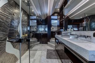 Sunseeker motor yacht Noroader master ensuite with glass shower 