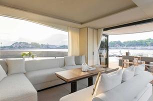 Azimut-Seadeck-range-saloon