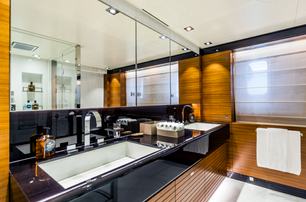 Heesen superyacht Fan Too master en suite with dual sinks 