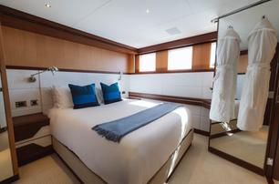 Feadship motor yacht Graycliffs double guest cabin 
