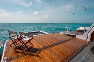  Benetti superyacht The Jewel beach club swim platform 