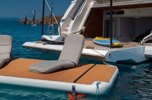 Custom Line motor yacht On beach club and swim platform 