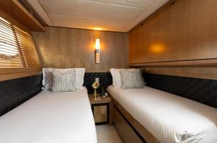 Pershing yacht Soraya guest cabin with twin beds 