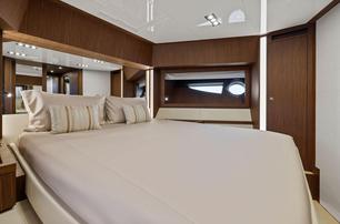 Riva motor yacht Indiscretion guest cabin with double bed 