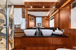  Sunseeker yacht Blade 6 ensuite with marble shower 