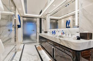 daybreak master en suite with marble interior 