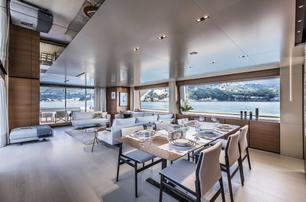 Custom Line Navetta 33 interior dining