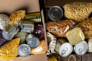 canned food pasta beans box