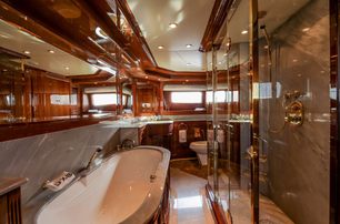 Benetti superyacht DXB ensuite with bath tub  