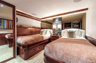 Westport motor yacht Simplicity guest cabin with twin beds 