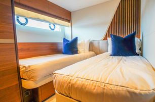 Princess motor yacht Record Year guest cabin with twin beds 
