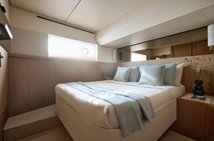 First Azimut Seadeck 9 guest cabin with window 