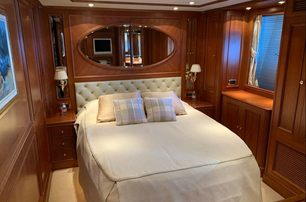 Superyacht Dream On II guest cabin with window