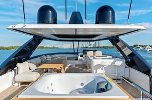 beso flybridge with jacuzzi and seating area