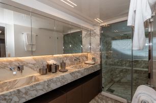 Custom Line yacht Willpower master cabin ensuite 