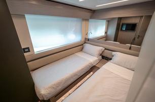 motor yacht Survivor twin cabin with large window