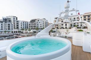 Benetti superyacht DXB sundeck jacuzzi 