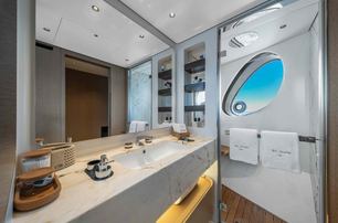 Azimut motor yacht St Jude master en suite with glass shower 