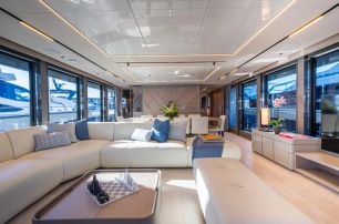 Sunseeker Yacht 100 range interior salon