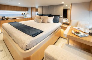 Riviera-58-Sports-Motor-Yacht-Master-Stateroom