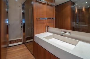  Baglietto superyacht Tin Tin en suite with marble sink 