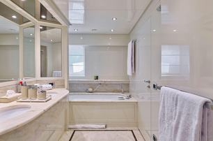 Codecasa superyacht Theolina master en suite with marble interior 