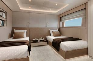 Benetti yacht Lumina guest cabin with twin beds 