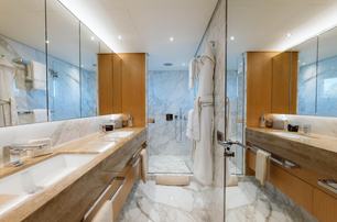 Feadship motor yacht Graycliffs VIP marble en suite 