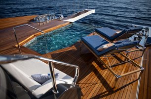 GX Superyachts GX42 RPH yacht beach club pool 
