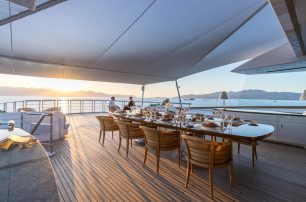 Superyacht Anshin sundeck dining area