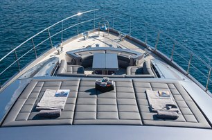 Pershing motor yacht Aldebaran III foredeck seating area 