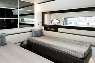  Pershing motor yacht Queen B Sport guest cabin with twin bed