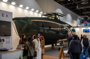 superboat at boot Dusseldorf