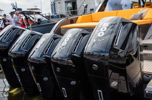 outboard engines on performance boat for sale at FLIBS