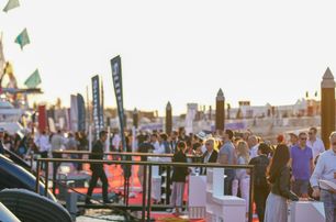 visitors at Dubai International Boat Show