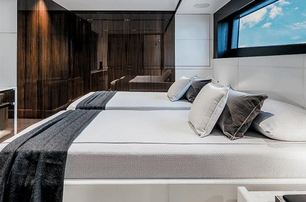 Riva motor yacht Janus Navem guest cabin with twin beds 