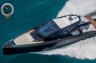 A top-down shot of the wallypower50 showcasing its ability to plow through seas at speed