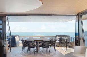 Sanlorenzo SD118/ 175 superyacht flybridge dining area 