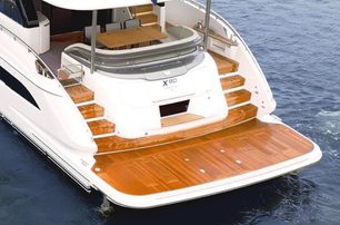 motor yacht Chase beach club 