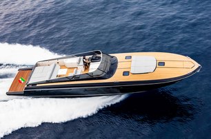 Itama 62S for sale at Venice Boat Show