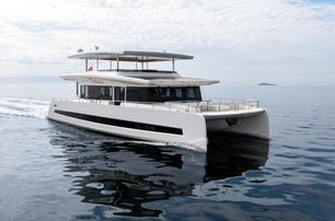 Rendering of VisionF E-Cat 80 catamaran under way