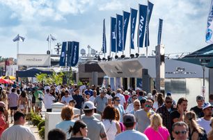 yachts for sale at fort lauderdale international boat show