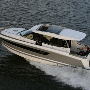 Jeanneau NC 11