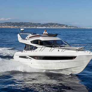 Galeon 380 Fly