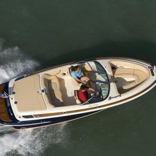 Chris Craft Launch 20
