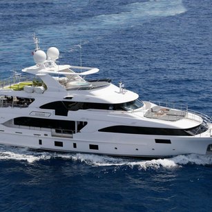 Benetti Classic 121'