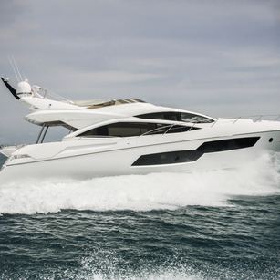 Sunseeker 80 Sport Yacht