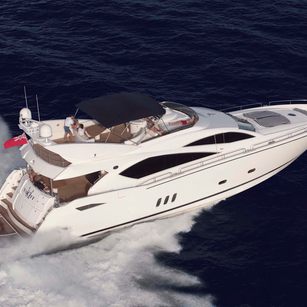 Sunseeker 82 Yacht