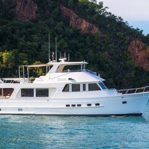 Outer Reef 640 Azure Motoryacht